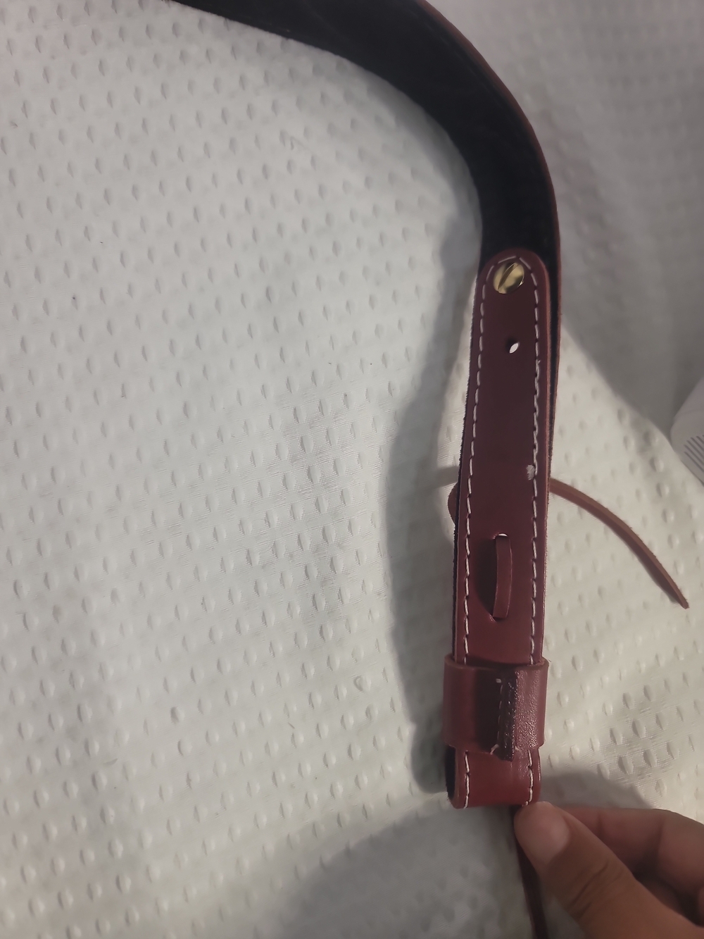 Browning Maroon Leather Rifle Sling with White Contrast Stitching - Picture 5 of 9